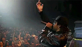 tumblr_njhqzaJG7U1r5rk9to5_r2_400.gif