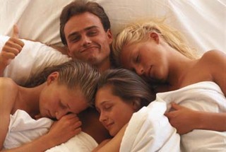 1318890080_getty-foursome-762879.jpg