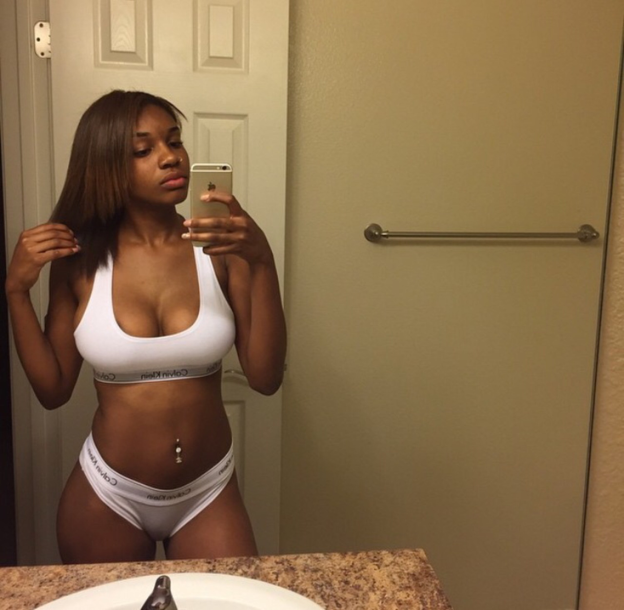 tumblr_o1p0173dVS1sl5b60o4_1280.jpg