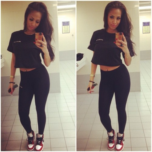 tumblr_mo19j610Ro1r8efu6o1_500.jpg