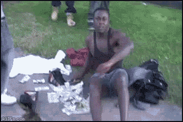 zyyu7932dgcg.gif