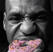 lebron-james-donut.jpg