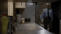 uz9a5bxjdpyg.gif