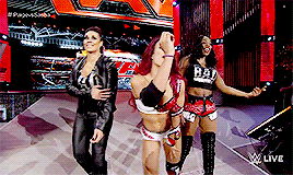 tumblr_nuc4s6dmN61unu9zio6_400.gif