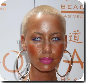 amber_rose__1_wenn2556571_1001_M.jpg