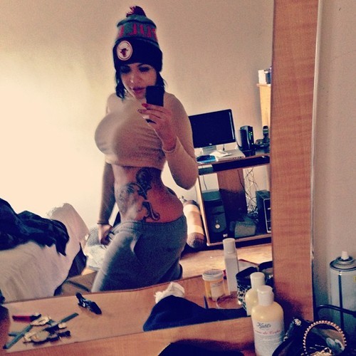 tumblr_mh933aw3131qfy7xzo1_500.jpg