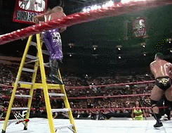 tumblr_nt79fgH2tD1ql0k28o7_250.gif