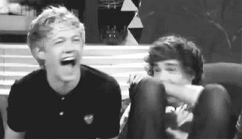 niall_laughing_gif.gif