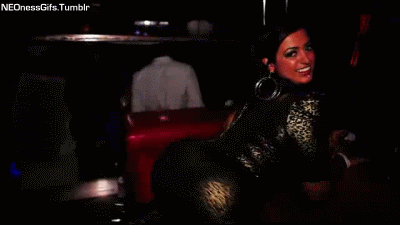 tumblr_mb2e0b0U5b1r55j58o1_400.gif