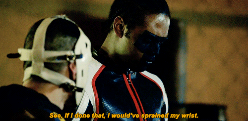 tumblr_olt7lk5xIL1r0a0smo1_r2_500.gif
