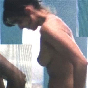 t_alison_brie_topless_glow2.jpg