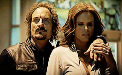 tumblr_mv53grZtGv1qeqldjo6_r1_250.gif