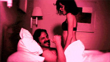 khhsx0hvedx4.gif