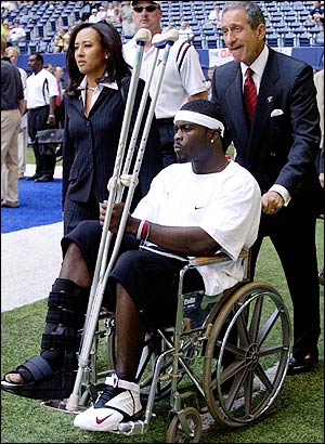 blankpushingvick.jpg