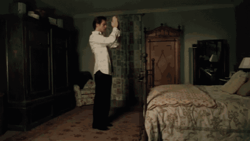 74ukxh35g784.gif
