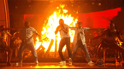 tumblr_o2mdm28iNO1s3y9slo4_500.gif