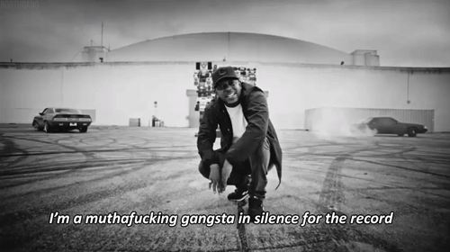 tumblr_nqs2u7099T1qlsrn9o1_500.gif