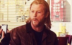 tumblr_ltbxqx0hLH1qa7hzxo4_250.gif