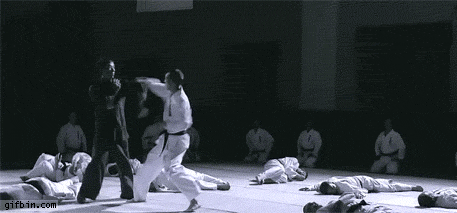 1326219232_ip_man___yip_man_punches_opponent.gif