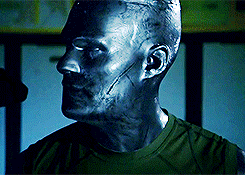 tumblr_nf9mxyXq7v1r6vy8ho4_250.gif