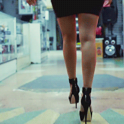 tumblr_nay6ceL1S71r1hjp8o1_250.gif