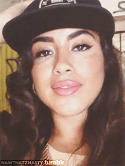 tumblr_mov194ka5Q1r5rd7qo6_r1_250.gif