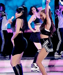 tumblr_njuguaeBvq1tg72yro4_250.gif