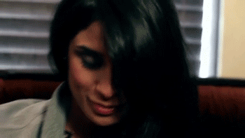 tumblr_inline_nqty9xhYN21rpdlxb_500.gif
