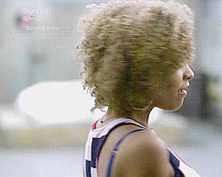 tumblr_mf15ocAuXz1ripr12o2_250.gif