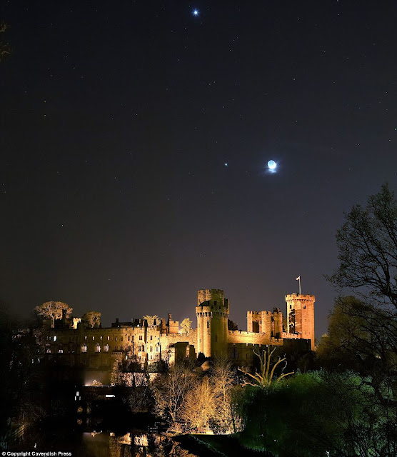 warwickcastle.jpg