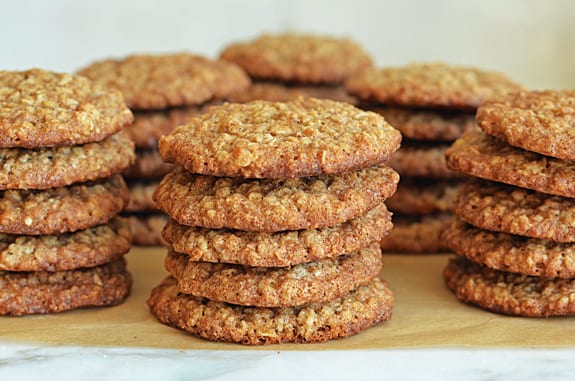 Banana-Oatmeal-Cookies3-575x381.jpg