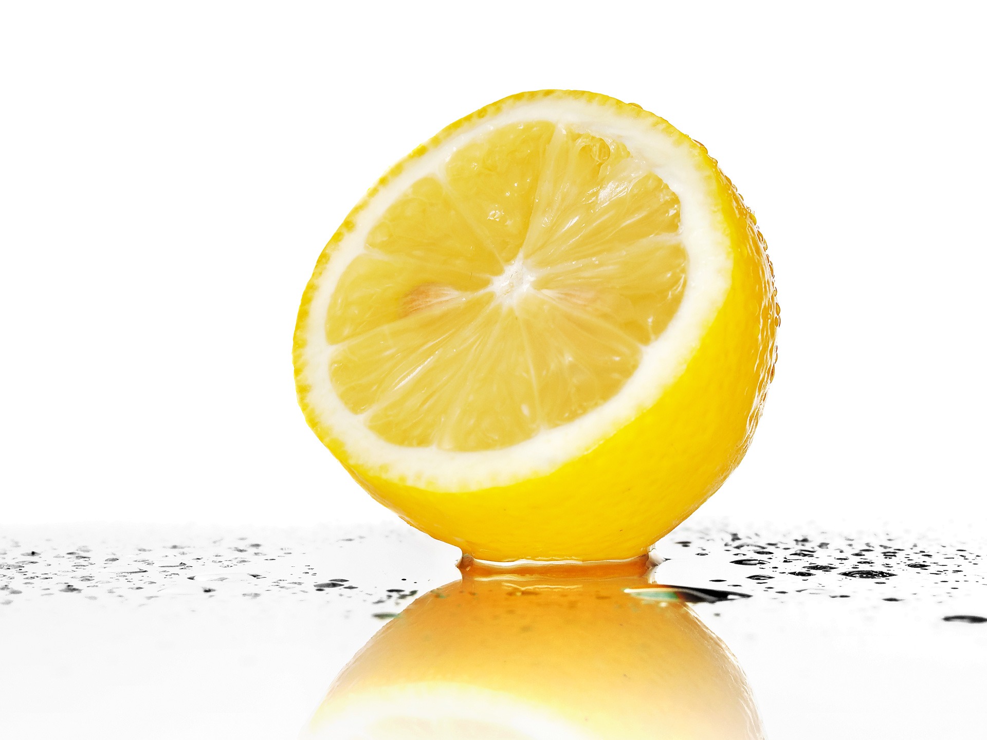 fresh_yellow_lemon_3228.jpg