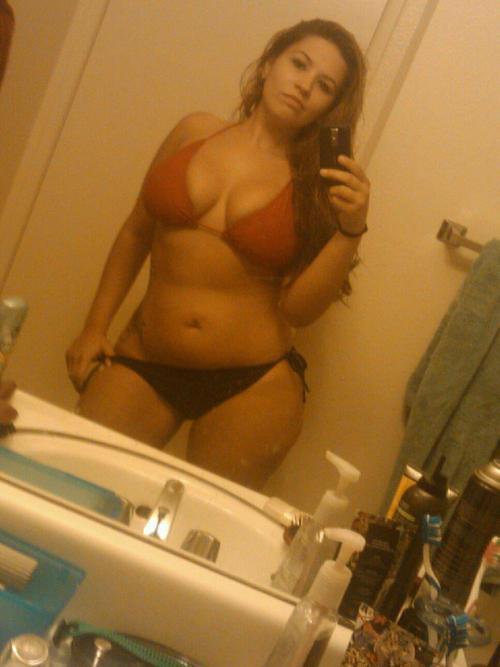 tumblr_me2v0xLOYG1qj552mo2_500.jpg