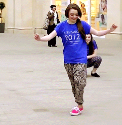 m3zfxnz2ceni.gif