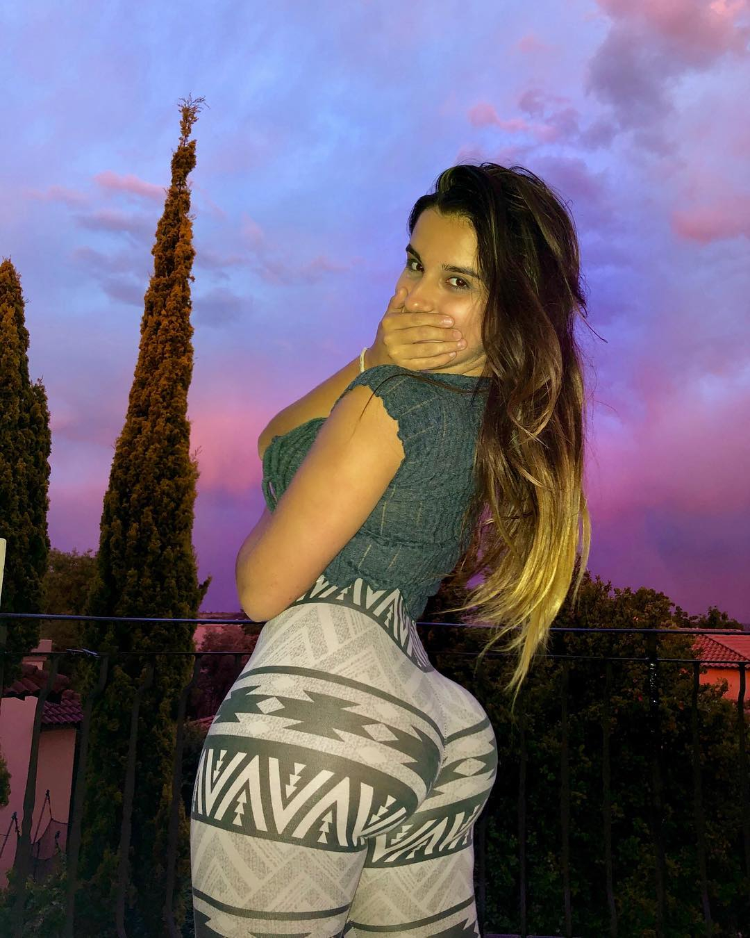 h1dynd0ovswt.jpeg