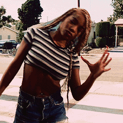 tumblr_mdgtzszFZT1qbh0eio4_250.gif