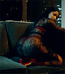 tumblr_oekh71Whbv1qfh70bo2_r3_400.gif