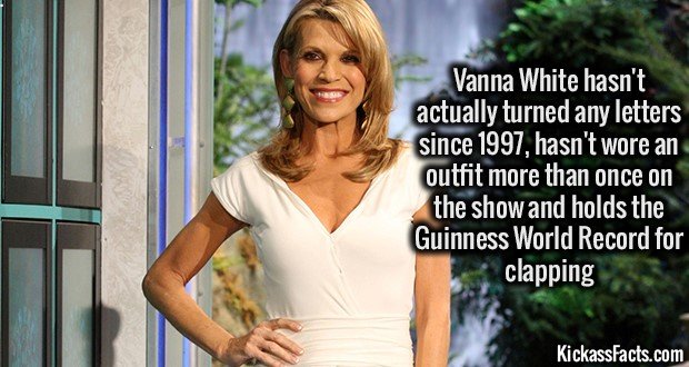 1200-Vanna-White.jpg