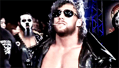 tumblr_nespv8CKEu1ti2dqho7_250.gif