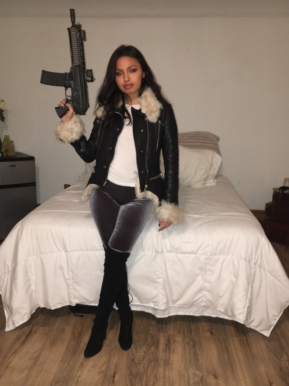 uzq8jpsuyecc.jpg