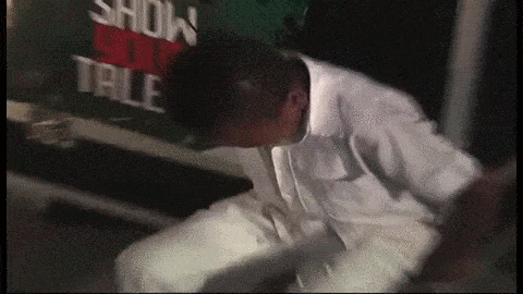 ukr2khe1q3hf.gif