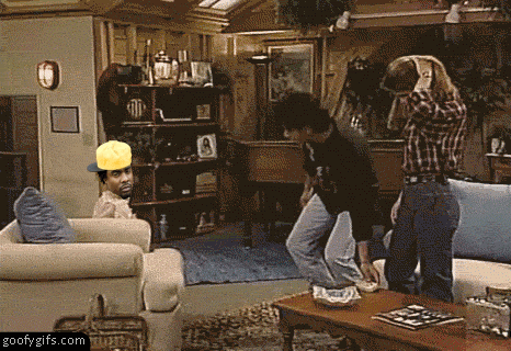 xm4e7pt8s9i2.gif