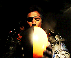 tumblr_n3yfwl42Cs1r0a0smo3_250.gif