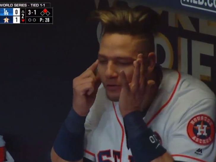 102817-yuli-gurriel-primary-1.jpg