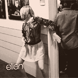 tumblr_mbgjhdzdEl1riqizno1_250.gif
