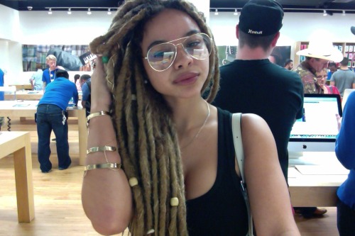 tumblr_nb7bajdgK41qh8g8ko1_500.jpg