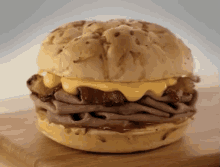 zu3umkx5uedw.gif