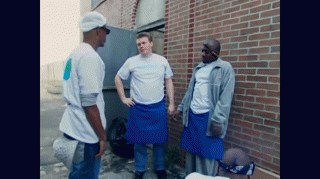 j105o2fkzpdm.gif