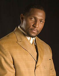 ray-lewis-gold-suit.jpg