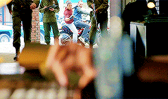 tumblr_od4l827kAg1qfsrsoo5_250.gif